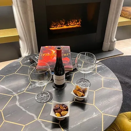 Claude 4* Marbella