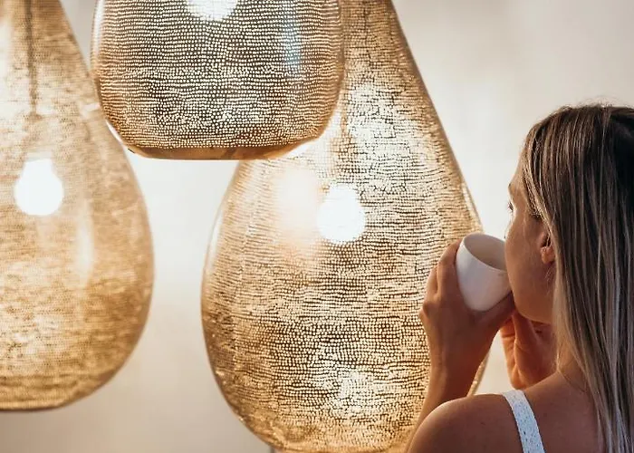 Claude 4* 마르베야