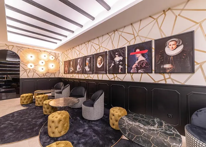 Claude 4* Marbella