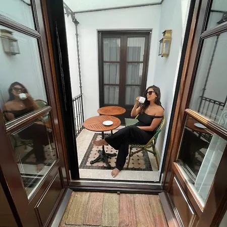 Claude 4* Марбелья